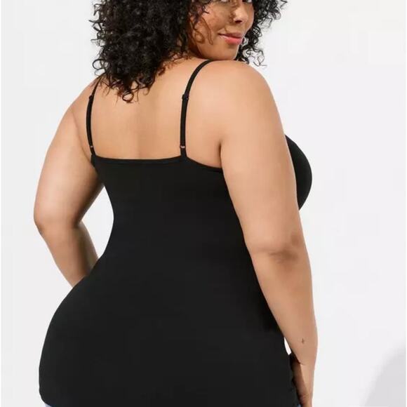 Torrid Black Foxy Strappy Cami Tank Top Size 4/4X/26 NEW - Picture 2 of 9